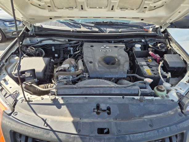 Mitsubishi L200 · Ano 2020