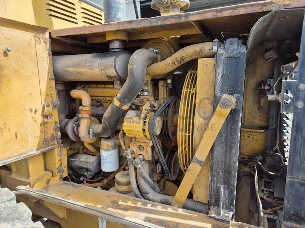 Pá Carregadora CAT 910 F