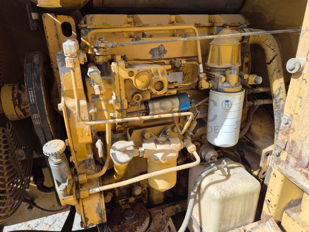 Pá Carregadora CAT 910 F