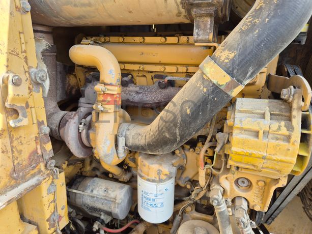 Pá Carregadora CAT 910 F