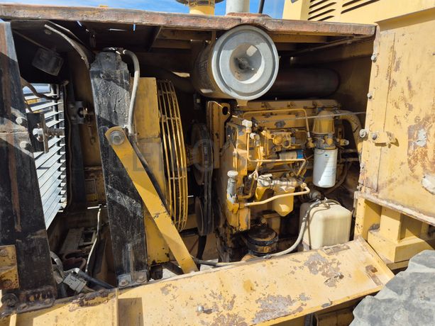 Pá Carregadora CAT 910 F