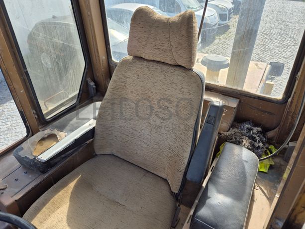 Pá Carregadora CAT 910 F