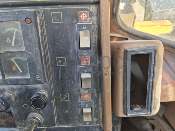 Pá Carregadora CAT 910 F