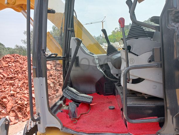 Giratória Komatsu PC78US