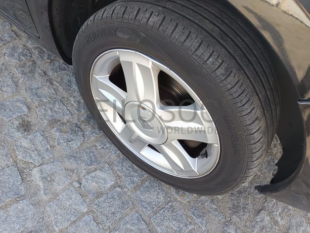 Renault Clio · Ano 2012