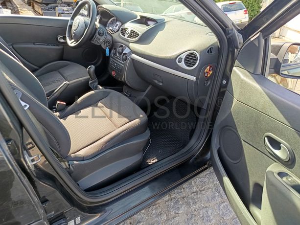 Renault Clio · Ano 2012
