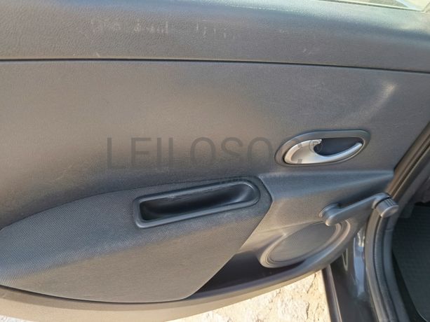 Renault Clio · Ano 2012