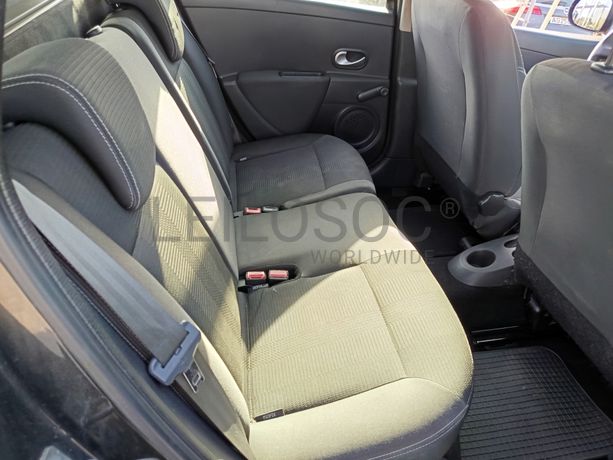 Renault Clio · Ano 2012