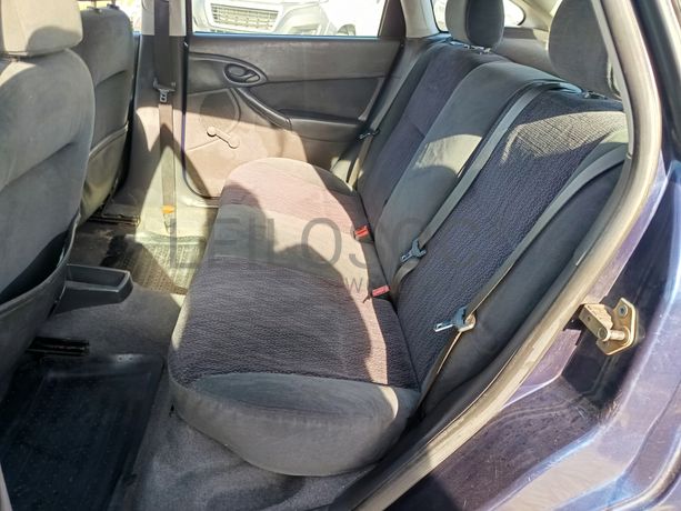 Ford Focus · Ano 2000