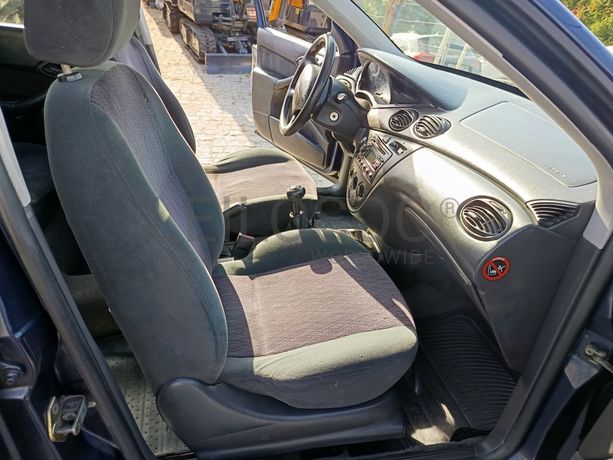 Ford Focus · Ano 2000