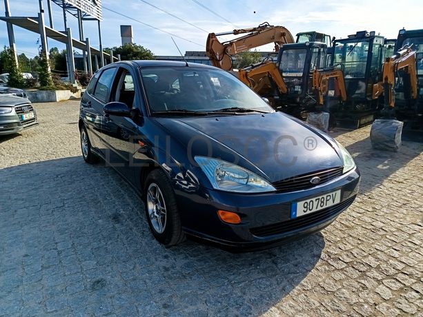 Ford Focus · Ano 2000
