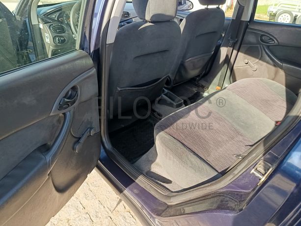 Ford Focus · Ano 2000