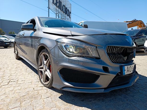 Mercedes-Benz CLA 200 CDI · Ano 2016
