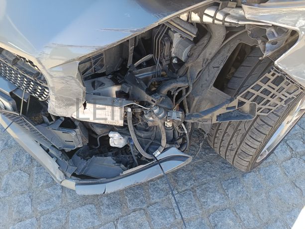 Mercedes-Benz CLA 200 CDI · Ano 2016