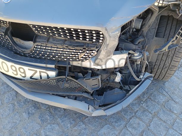 Mercedes-Benz CLA 200 CDI · Ano 2016