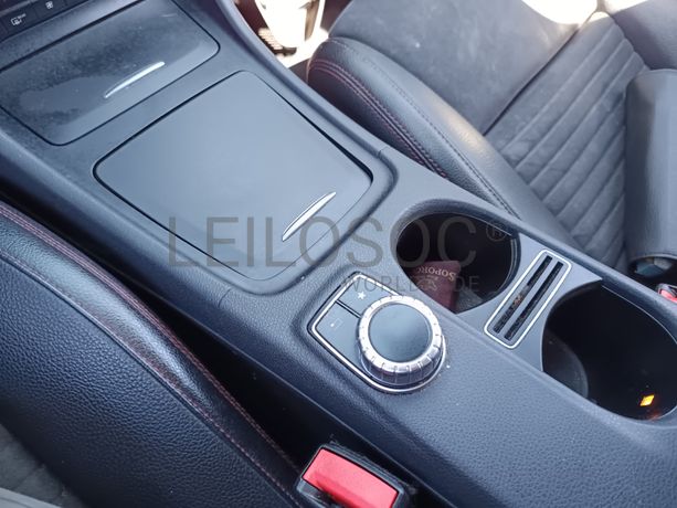 Mercedes-Benz CLA 200 CDI · Ano 2016