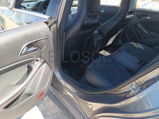 Mercedes-Benz CLA 200 CDI · Ano 2016