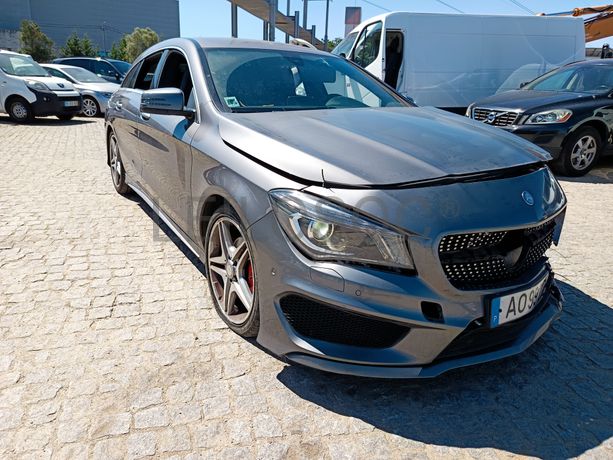 Mercedes-Benz CLA 200 CDI · Ano 2016