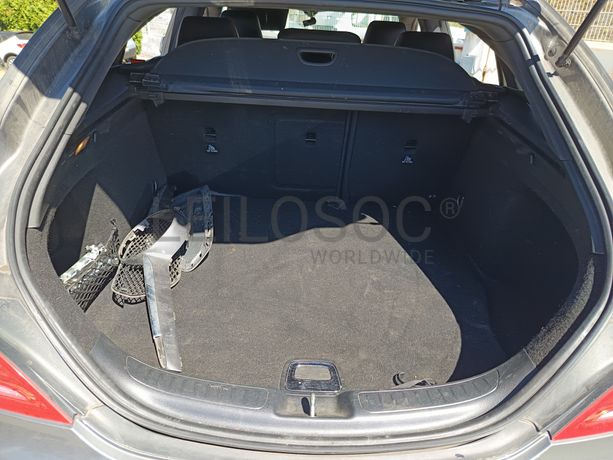 Mercedes-Benz CLA 200 CDI · Ano 2016