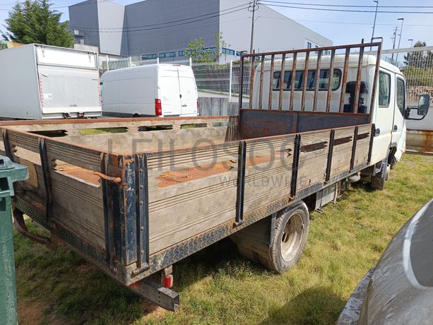 Mitsubishi Fuso · Ano 2015