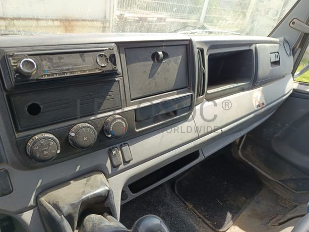 Mitsubishi Fuso · Ano 2015