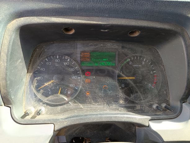 Mitsubishi Fuso · Ano 2015