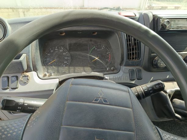 Mitsubishi Fuso · Ano 2015