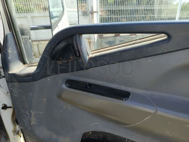 Mitsubishi Fuso · Ano 2015