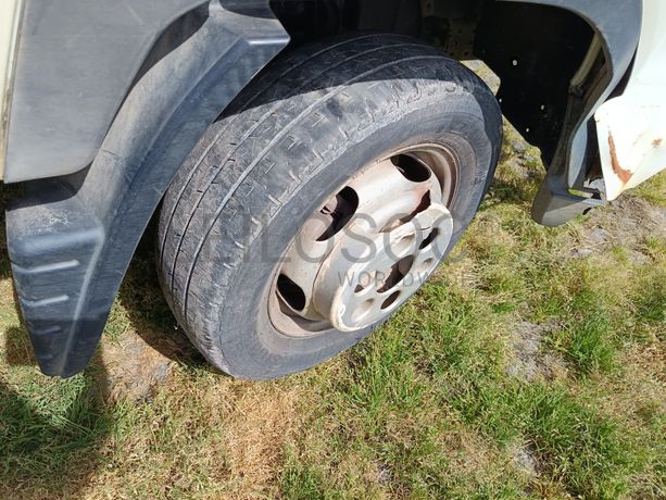 Mitsubishi Fuso · Ano 2015