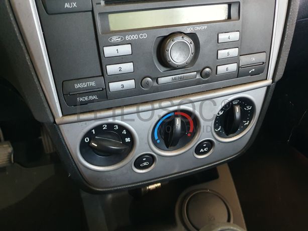 Ford Fiesta · Ano 2008