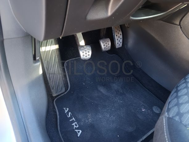 Opel Astra · Ano 2017