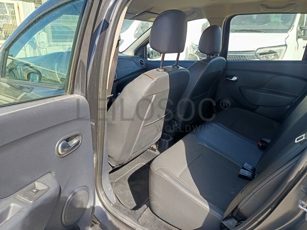 Dacia Sandero · Ano 2017