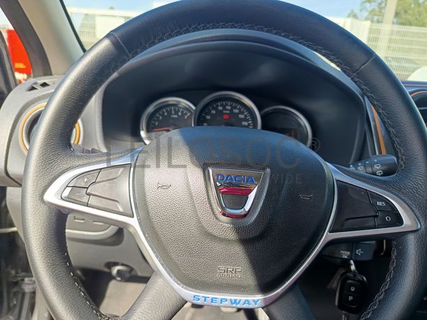 Dacia Sandero · Ano 2017