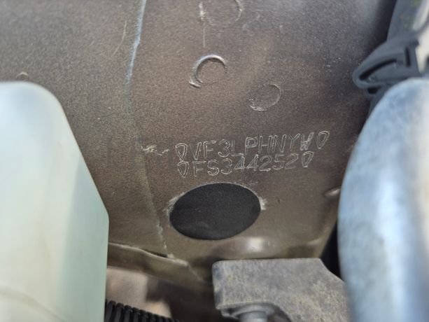 Peugeot 308 · Ano 2016