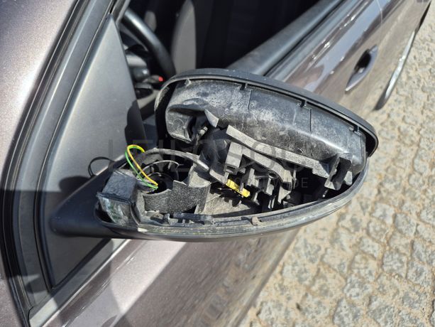 Peugeot 308 · Ano 2016