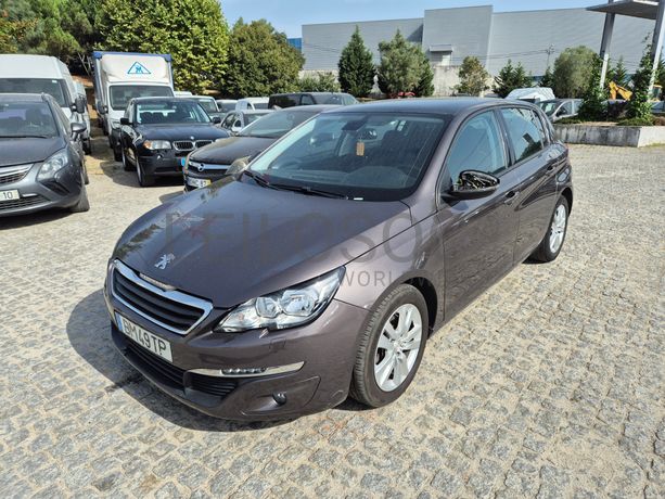 Peugeot 308 · Ano 2016