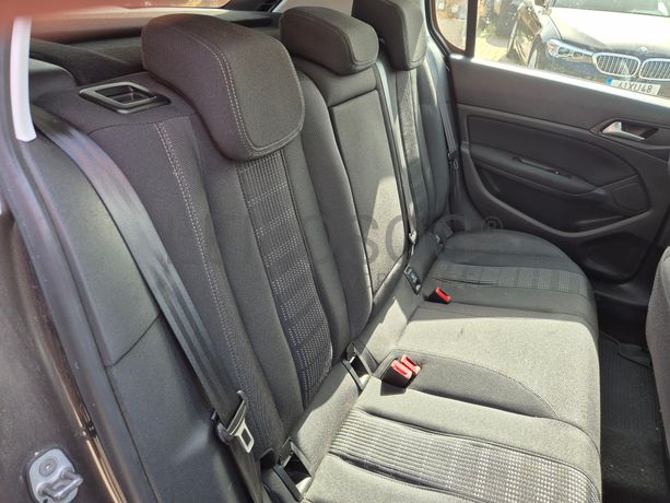 Peugeot 308 · Ano 2016