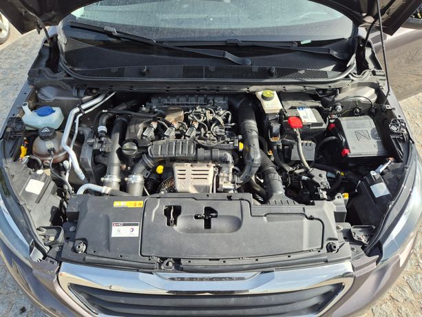 Peugeot 308 · Ano 2016