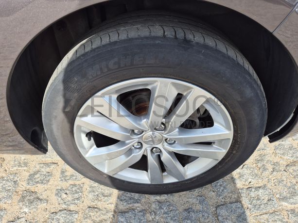 Peugeot 308 · Ano 2016