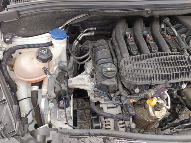 Peugeot 2008 · Ano 2018