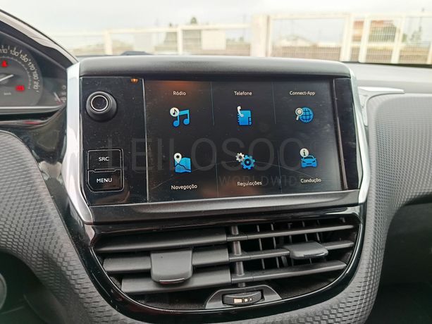 Peugeot 2008 · Ano 2018