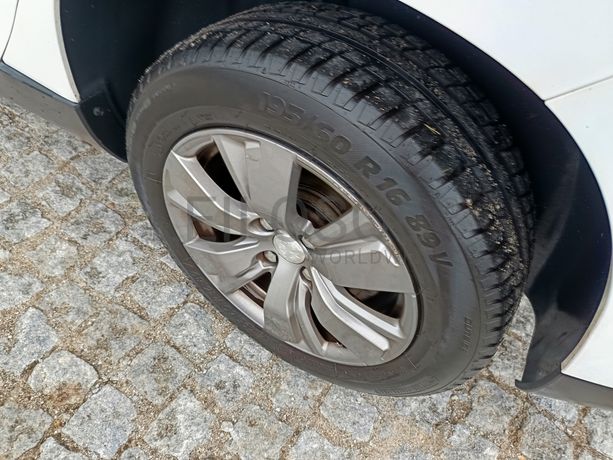 Peugeot 2008 · Ano 2018