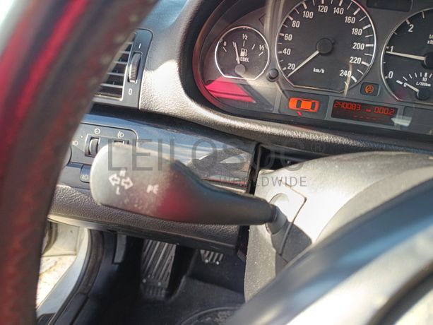 BMW 320d · Ano 2000