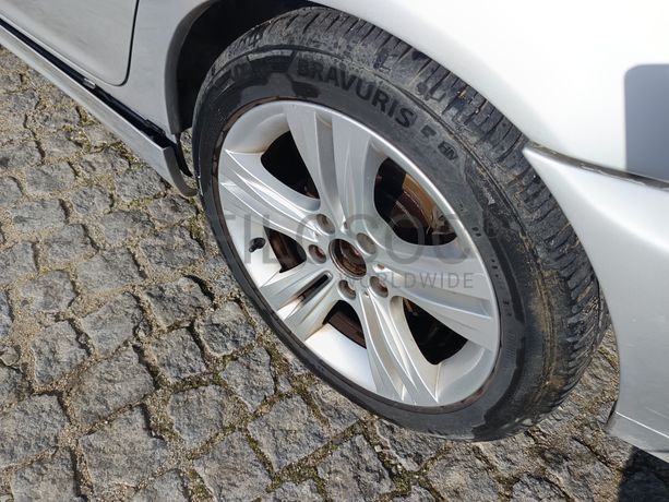 BMW 320d · Ano 2000