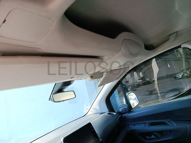 Peugeot Partner · Ano 2020