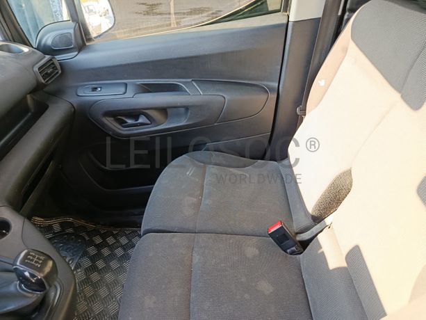 Peugeot Partner · Ano 2020