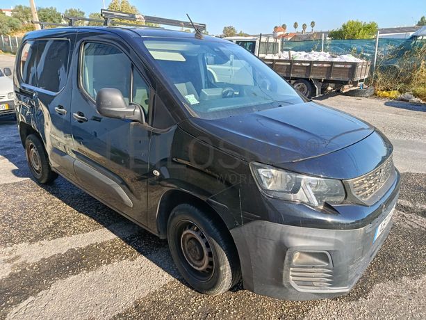 Peugeot Partner · Ano 2020