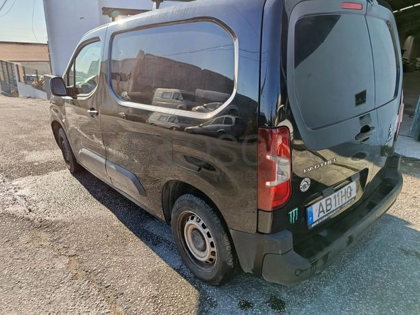 Peugeot Partner · Ano 2020