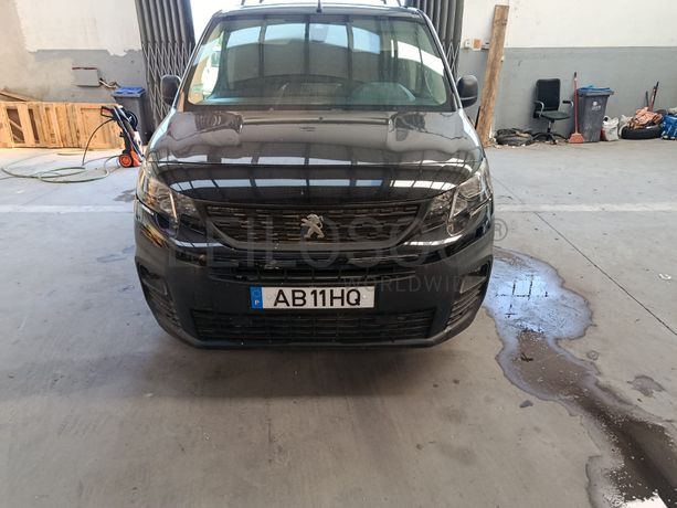 Peugeot Partner · Ano 2020