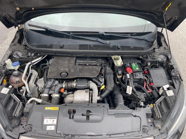 Peugeot 308 SW · Ano 2017